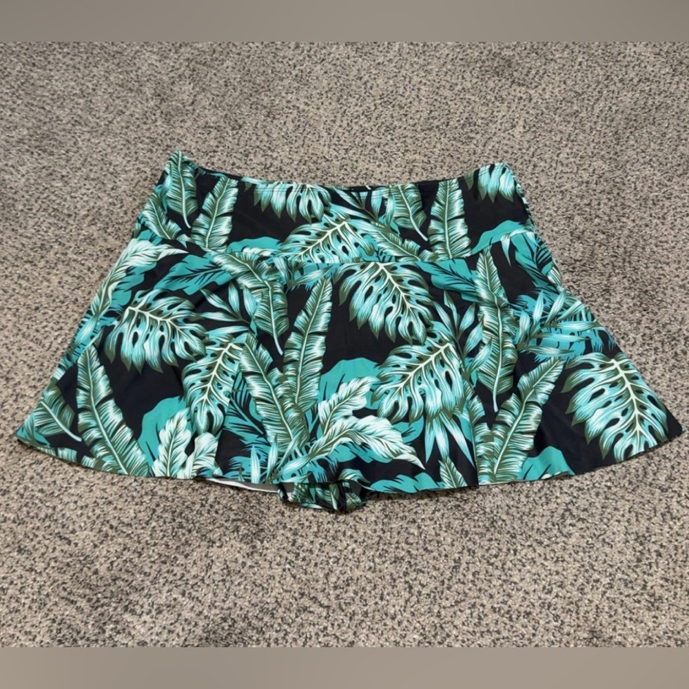 SHEIN Green Leaf Print Swim Skirt